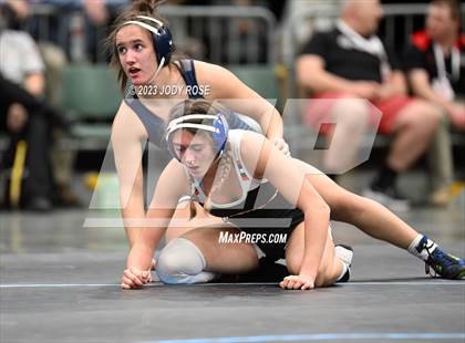 Thumbnail 2 in UHSAA 6A Wrestling photogallery.