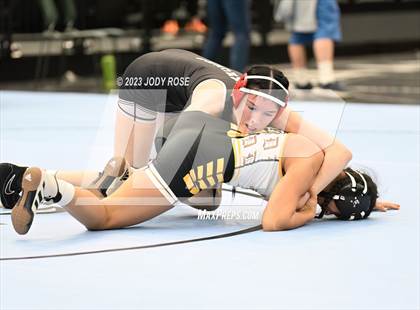 Thumbnail 1 in UHSAA 6A Wrestling photogallery.