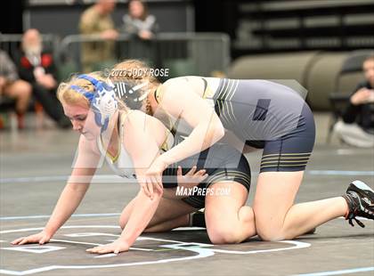 Thumbnail 2 in UHSAA 6A Wrestling photogallery.