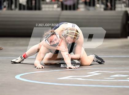 Thumbnail 2 in UHSAA 6A Wrestling photogallery.