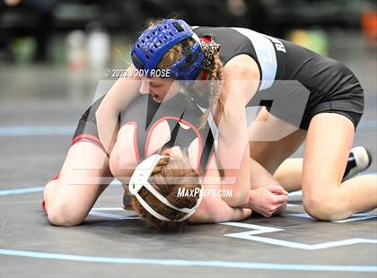 Thumbnail 3 in UHSAA 6A Wrestling photogallery.