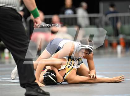 Thumbnail 3 in UHSAA 6A Wrestling photogallery.