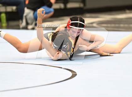 Thumbnail 2 in UHSAA 6A Wrestling photogallery.