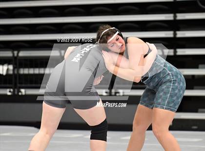 Thumbnail 2 in UHSAA 6A Wrestling photogallery.