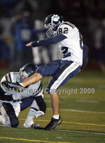 Thumbnail 2 in Encinal vs. Marin Catholic (CIF NCS D3 Final) photogallery.
