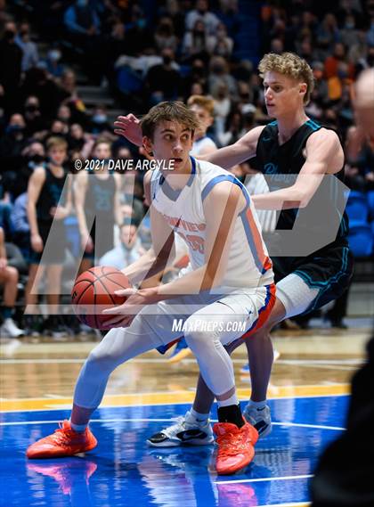 Thumbnail 2 in Timpview vs. Farmington (UHSAA 5A Semifinal) photogallery.