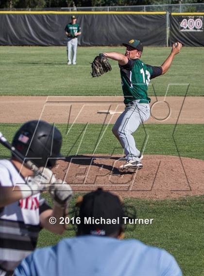 Thumbnail 1 in Red Bluff vs. Foothill photogallery.