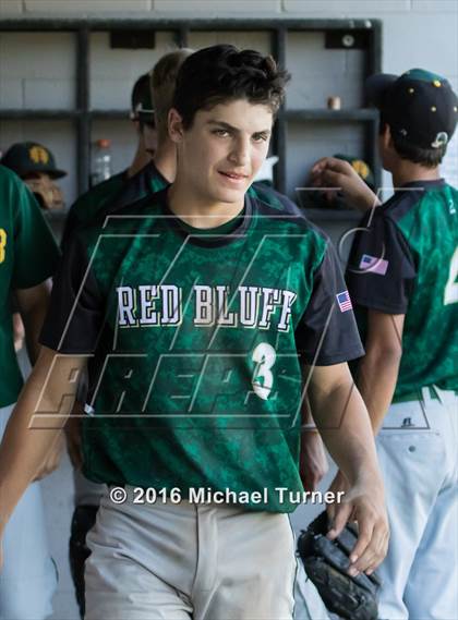 Thumbnail 2 in Red Bluff vs. Foothill photogallery.