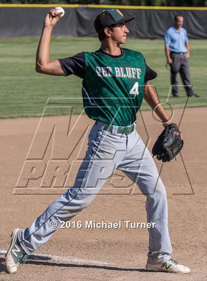 Thumbnail 2 in Red Bluff vs. Foothill photogallery.