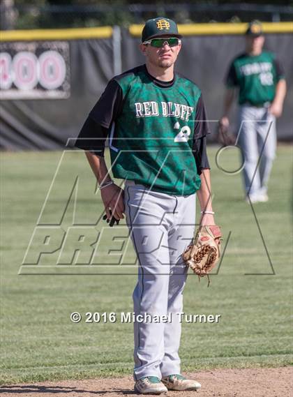 Thumbnail 2 in Red Bluff vs. Foothill photogallery.