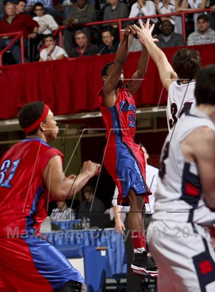 Thumbnail 1 in Peekskill vs Byram Hills (Section 1 Class A Semifinal) photogallery.