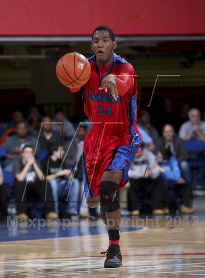 Thumbnail 3 in Peekskill vs Byram Hills (Section 1 Class A Semifinal) photogallery.