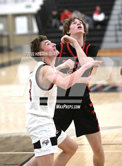 Thumbnail 2 in Sage Ridge vs. San Clemente (Tustin Holiday Classic) photogallery.