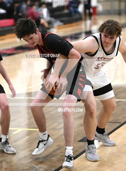 Thumbnail 2 in Sage Ridge vs. San Clemente (Tustin Holiday Classic) photogallery.