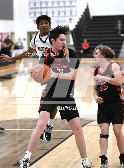 Thumbnail 3 in Sage Ridge vs. San Clemente (Tustin Holiday Classic) photogallery.