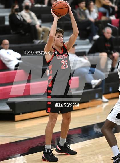 Thumbnail 1 in Sage Ridge vs. San Clemente (Tustin Holiday Classic) photogallery.