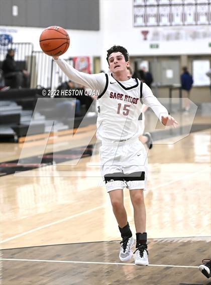 Thumbnail 2 in Sage Ridge vs. San Clemente (Tustin Holiday Classic) photogallery.