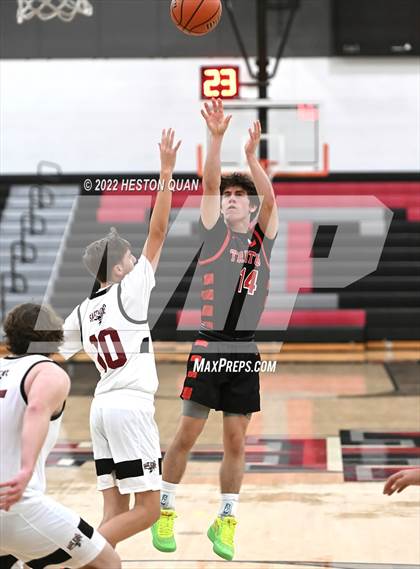 Thumbnail 2 in Sage Ridge vs. San Clemente (Tustin Holiday Classic) photogallery.