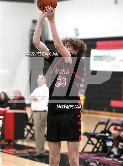 Thumbnail 1 in Sage Ridge vs. San Clemente (Tustin Holiday Classic) photogallery.