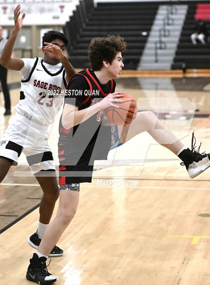Thumbnail 1 in Sage Ridge vs. San Clemente (Tustin Holiday Classic) photogallery.