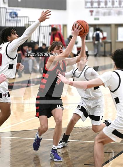 Thumbnail 2 in Sage Ridge vs. San Clemente (Tustin Holiday Classic) photogallery.