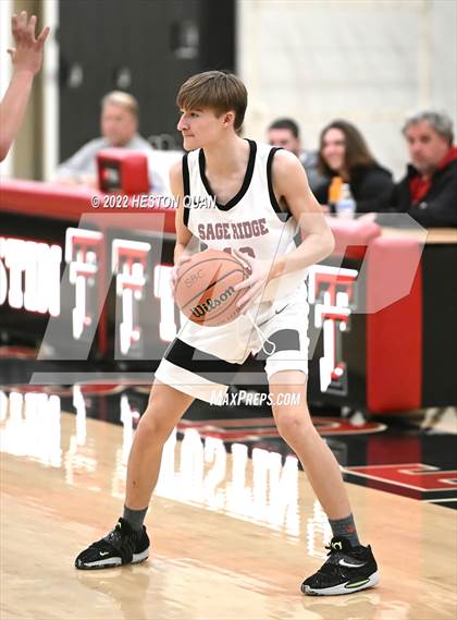 Thumbnail 2 in Sage Ridge vs. San Clemente (Tustin Holiday Classic) photogallery.