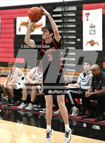 Thumbnail 1 in Sage Ridge vs. San Clemente (Tustin Holiday Classic) photogallery.