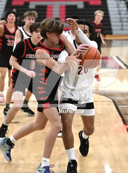 Thumbnail 3 in Sage Ridge vs. San Clemente (Tustin Holiday Classic) photogallery.