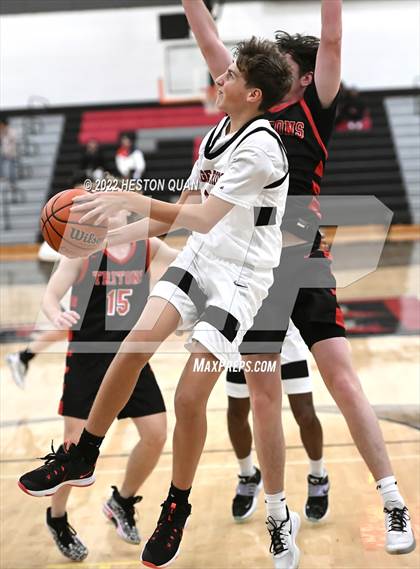 Thumbnail 3 in Sage Ridge vs. San Clemente (Tustin Holiday Classic) photogallery.