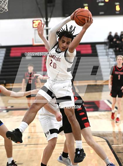 Thumbnail 2 in Sage Ridge vs. San Clemente (Tustin Holiday Classic) photogallery.