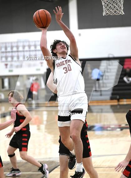 Thumbnail 2 in Sage Ridge vs. San Clemente (Tustin Holiday Classic) photogallery.
