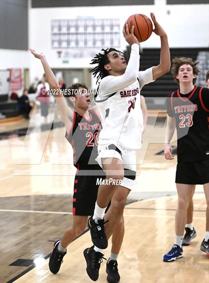 Thumbnail 1 in Sage Ridge vs. San Clemente (Tustin Holiday Classic) photogallery.