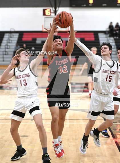 Thumbnail 1 in Sage Ridge vs. San Clemente (Tustin Holiday Classic) photogallery.