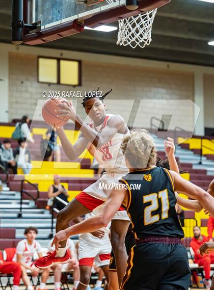 Thumbnail 1 in Crosby vs. Deer Park (McDonald's Texas Invitational) photogallery.