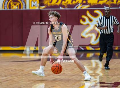 Thumbnail 1 in Crosby vs. Deer Park (McDonald's Texas Invitational) photogallery.