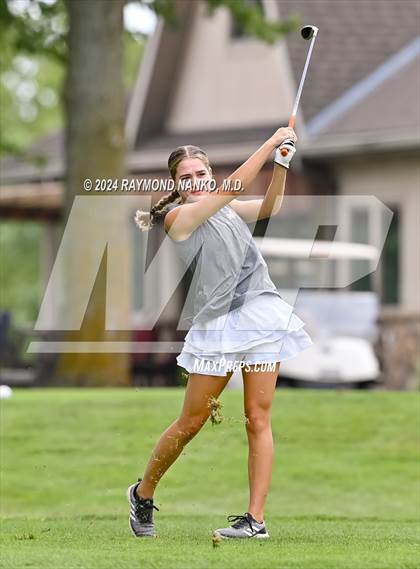 Thumbnail 3 in Tipton Invitational photogallery.