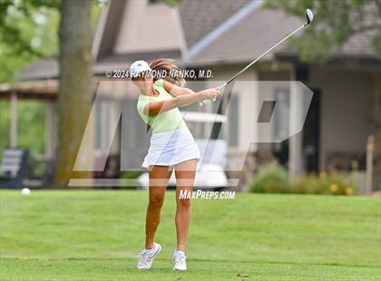 Thumbnail 3 in Tipton Invitational photogallery.