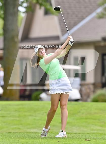 Thumbnail 2 in Tipton Invitational photogallery.