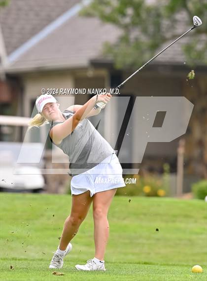 Thumbnail 2 in Tipton Invitational photogallery.