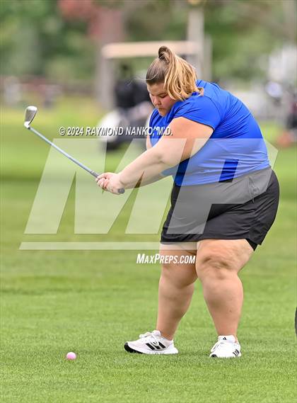Thumbnail 3 in Tipton Invitational photogallery.