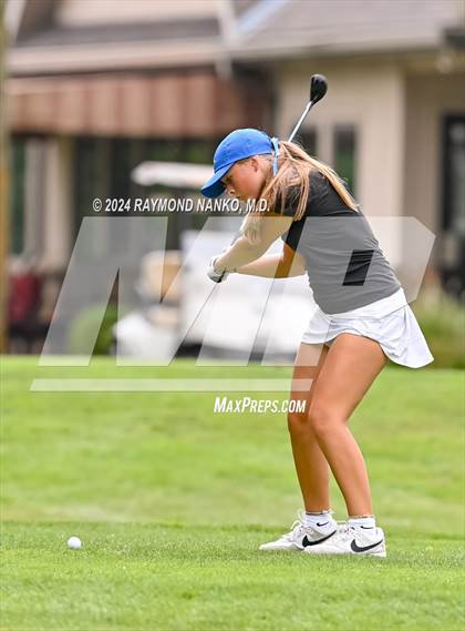 Thumbnail 2 in Tipton Invitational photogallery.