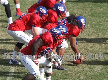 Thumbnail 3 in Marin Catholic vs. Serra (CIF State D3 Final) photogallery.