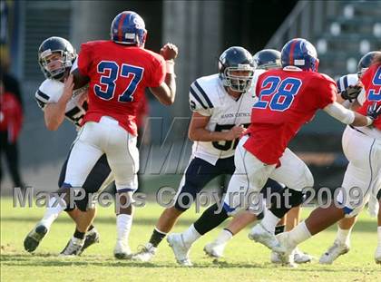 Thumbnail 3 in Marin Catholic vs. Serra (CIF State D3 Final) photogallery.
