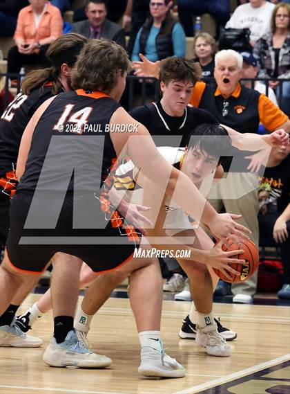 Thumbnail 3 in Clarion Area vs Elk County Catholic (District 9 1A Final) photogallery.