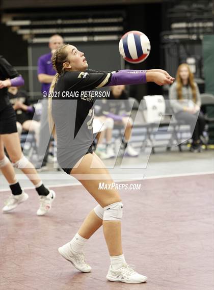 Thumbnail 2 in Ridgeline vs. Desert Hills (UHSAA 4A Final) photogallery.
