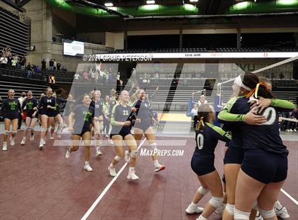 Thumbnail 3 in Ridgeline vs. Desert Hills (UHSAA 4A Final) photogallery.