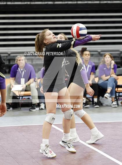 Thumbnail 2 in Ridgeline vs. Desert Hills (UHSAA 4A Final) photogallery.