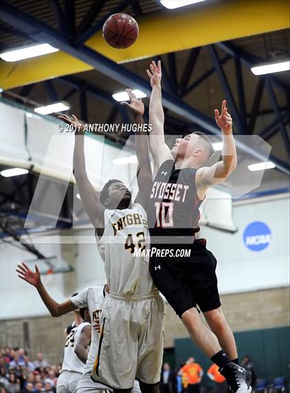 Thumbnail 1 in Uniondale vs Syosset (Section 8 Class AA Semifinal Playoff) photogallery.
