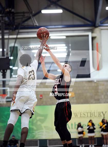 Thumbnail 1 in Uniondale vs Syosset (Section 8 Class AA Semifinal Playoff) photogallery.