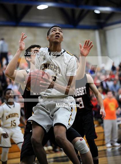 Thumbnail 1 in Uniondale vs Syosset (Section 8 Class AA Semifinal Playoff) photogallery.